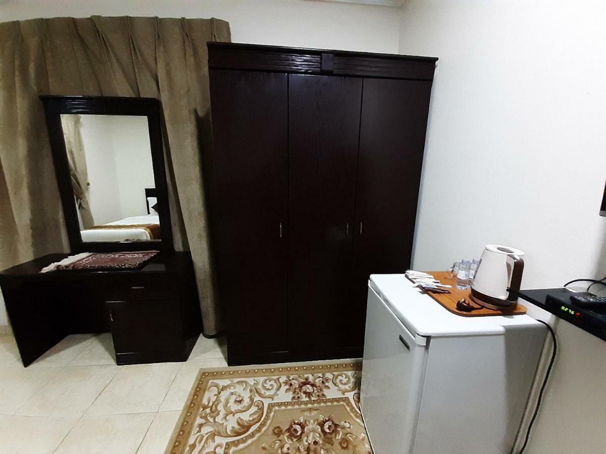 Al Rawda Furnished Units Aparthotel ตะบูก ภายนอก รูปภาพ